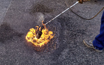 Nazeing Gate flat roofing repairs